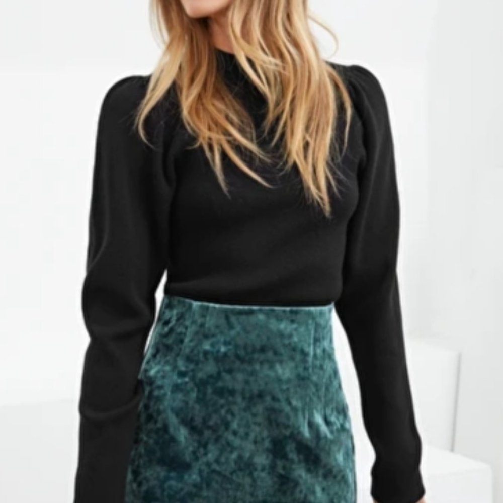 & Other Stories Fitted Velour Mini Skirt - NWT